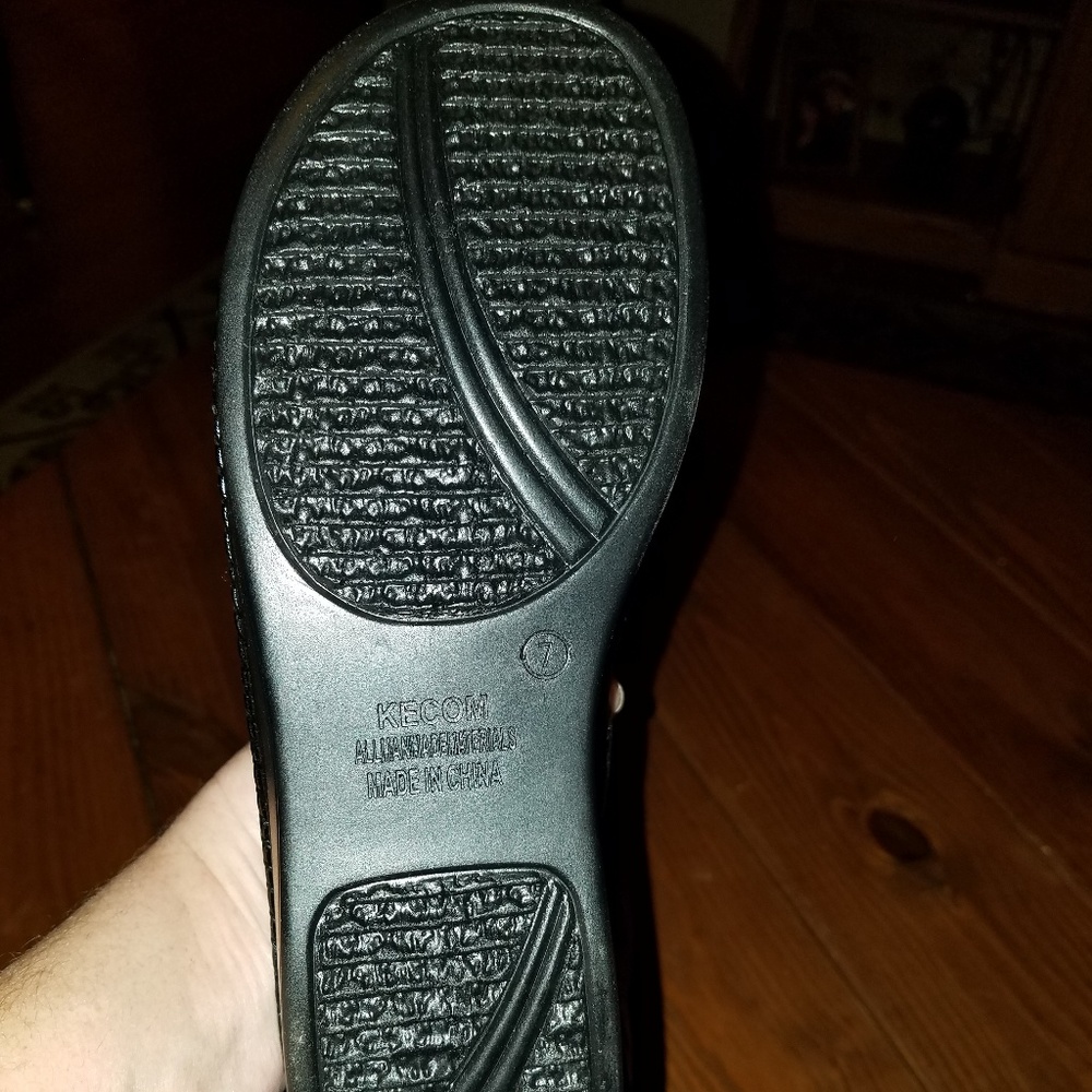 Shoes - Picture 6 of 6